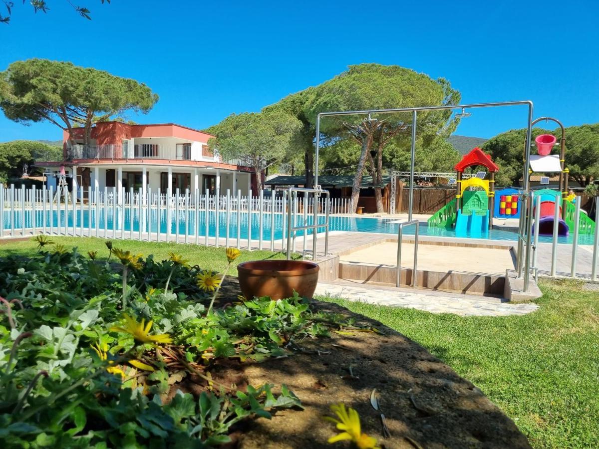Camping Lacona Pineta Capoliveri  Exterior photo