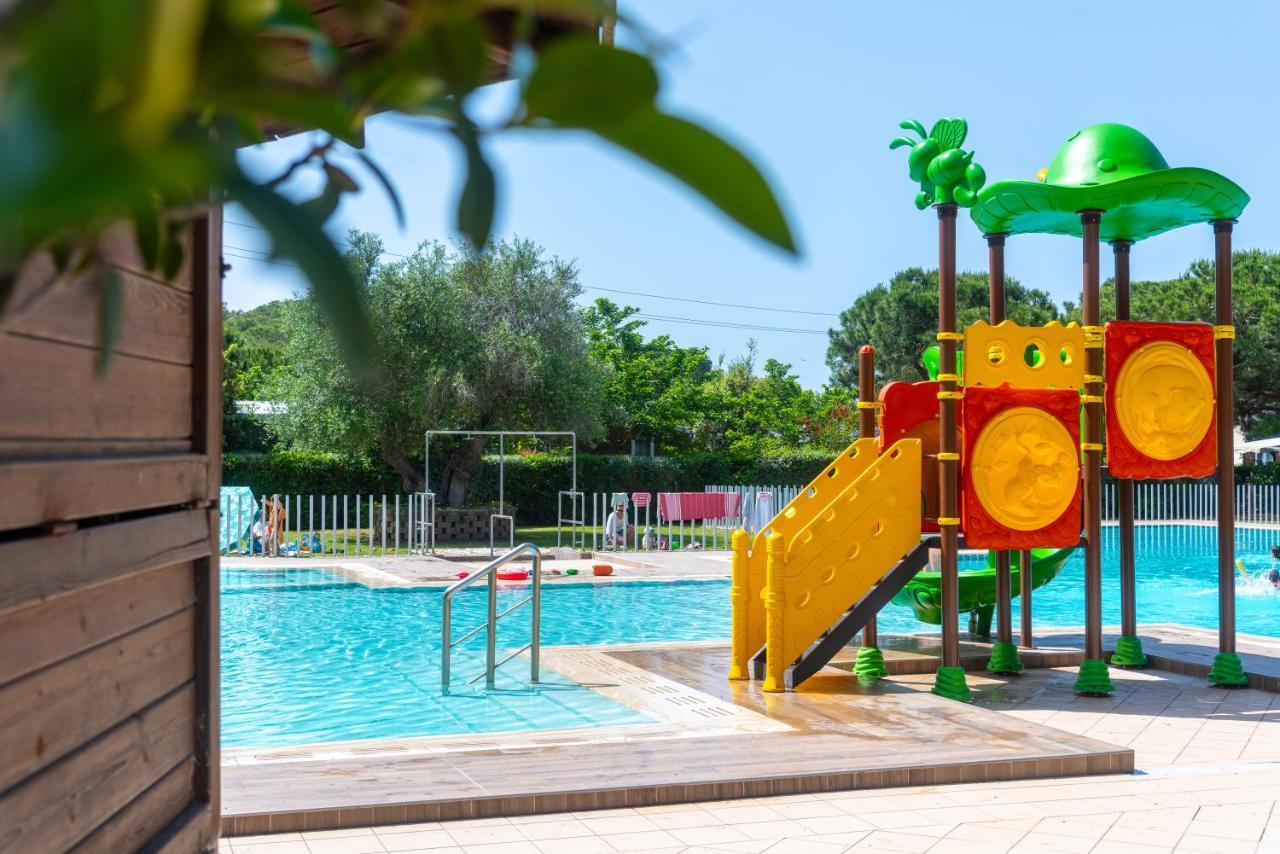 Camping Lacona Pineta Capoliveri  Exterior photo